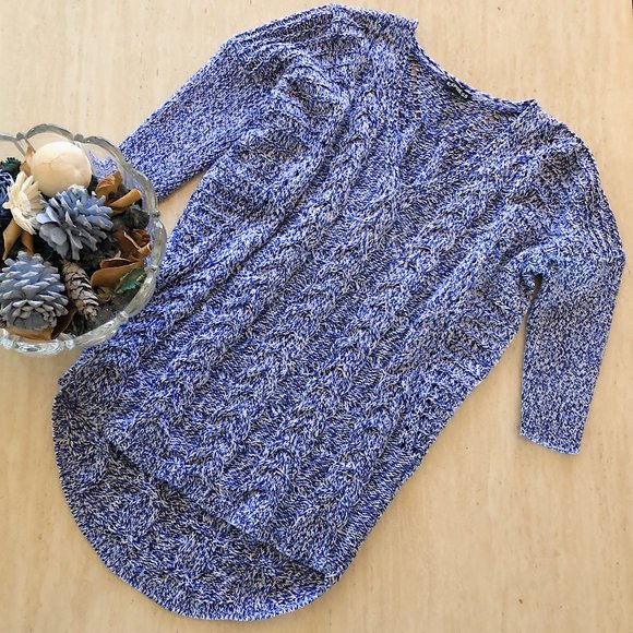 Express Sweaters - Express Blue Woven V Neck 3/4 Sleeve Sweater